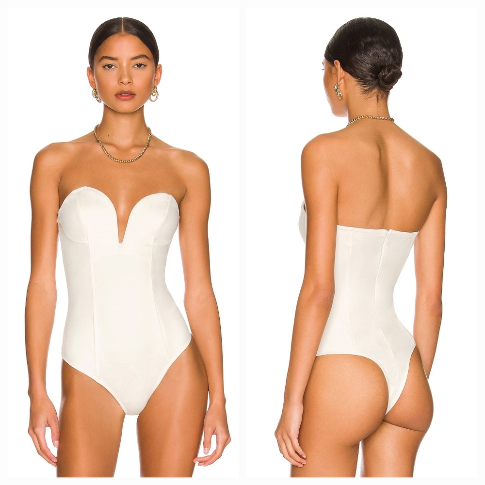 Superdown Gianna Sweetheart Bodysuit in White